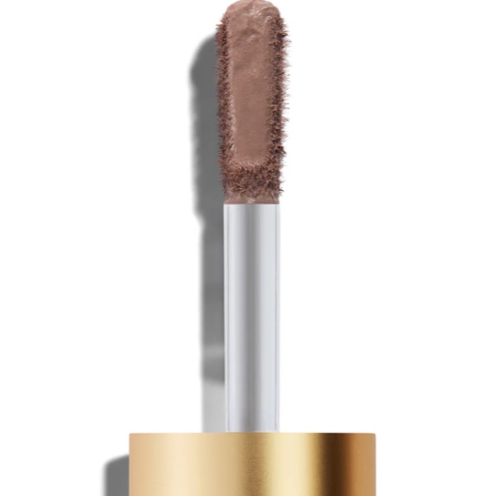 Lisa Eldridge Liquid Silk Liquid Eyeshadow in Ione - Picture 2 of 5